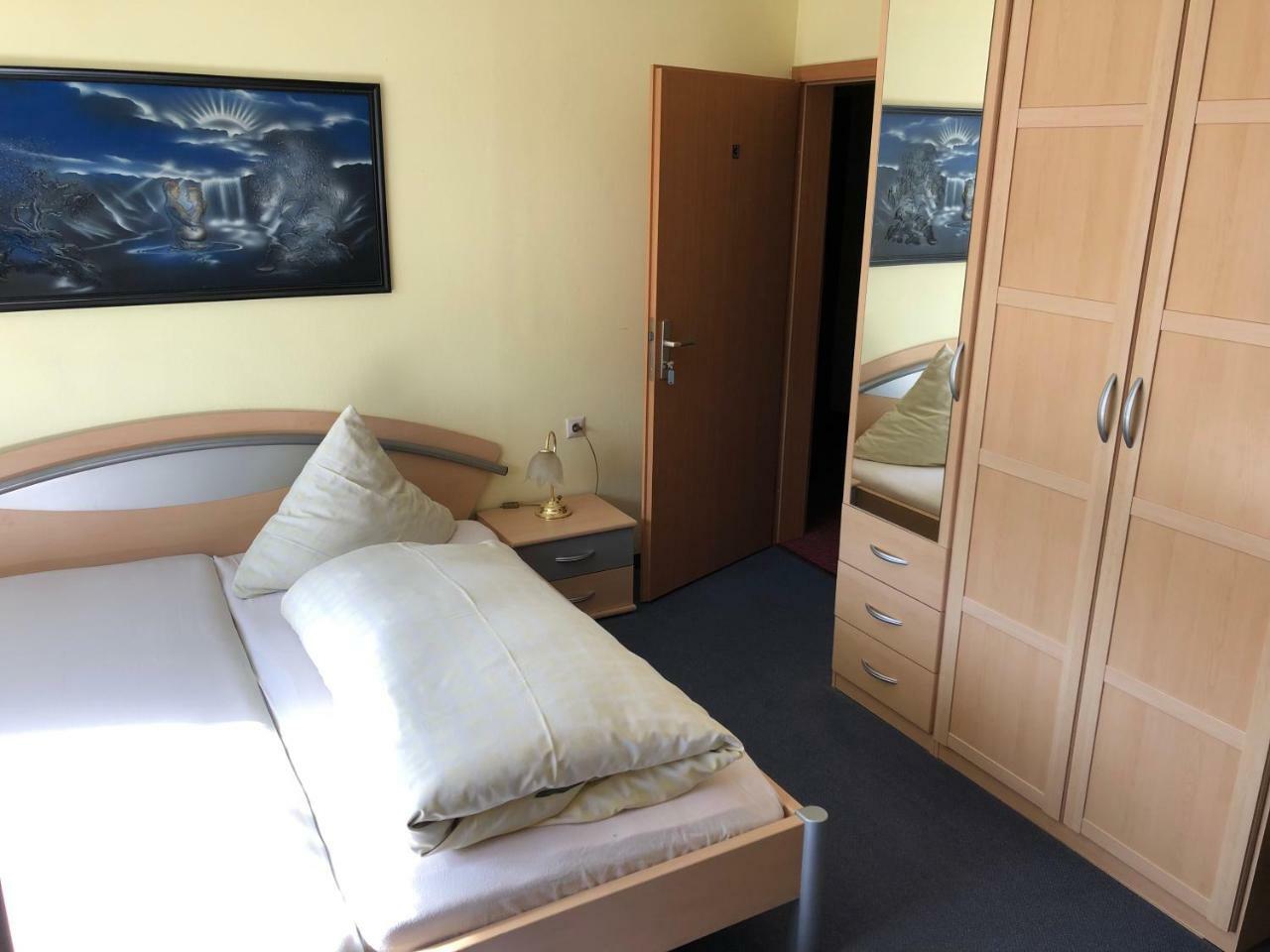 Hotel Cafe Waldeck Wüstenrot Kültér fotó